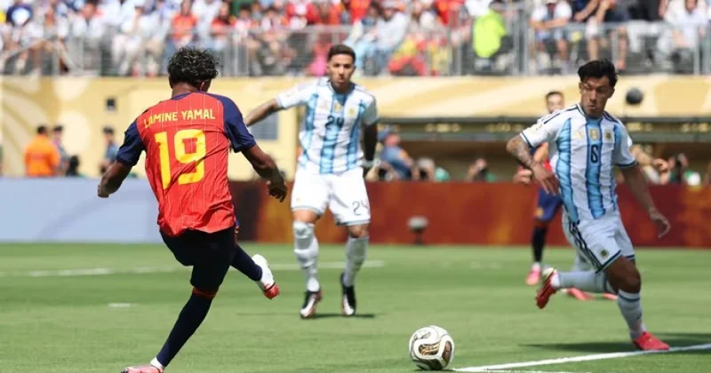 Dünya çempionatı: Final oyununda ikinci hissə başladı
