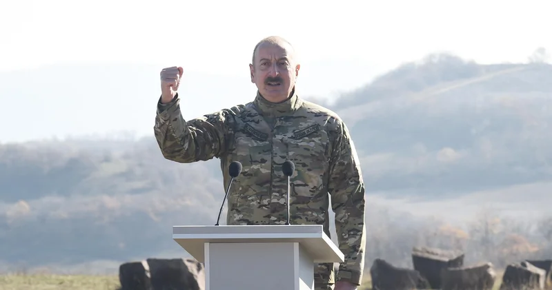 Güclü görünmək, yoxsa güclü olmaq? “Dəmir yumruq” sahibindən dəmir məntiq!