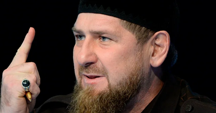 Kadırov NATO ölkələrini “Kalaşnikov”la təhdid edib: “Atəş açmağın vaxtıdır!