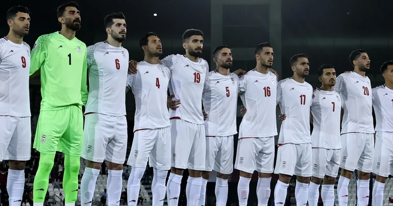 İran futbol millisinə verilən mükafatla bağlı qalmaqal