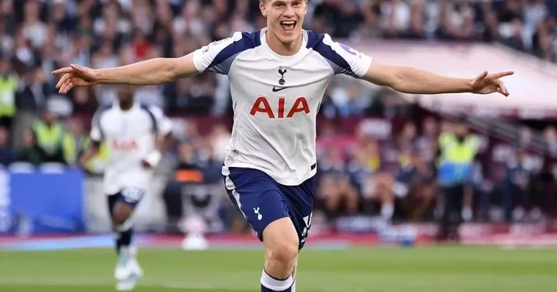 “Tottenhem” Berqvall üçün “Nyukasl”ın təklifini rədd edib