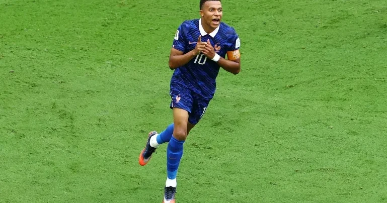 Mbappe paylaşımını bir dəqiqə sonra sildi FOTO