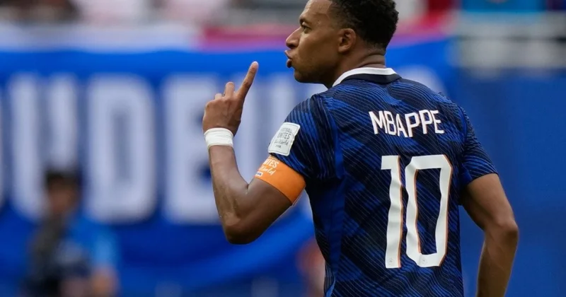 Mbappe DÇ 2026 nın bombardiri olub