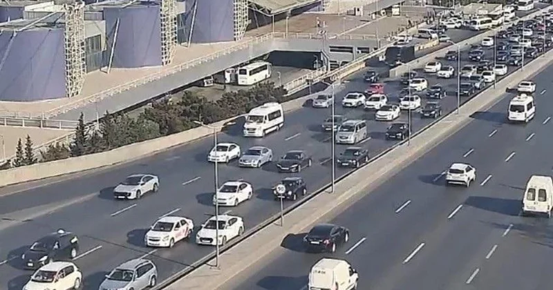 Bakıda sıxlıq müşahidə olunan yollar SİYAHI