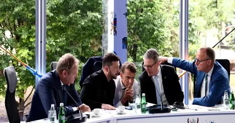 Лидеры коалиции желающих обсудили подготовку размещения войск в Украине