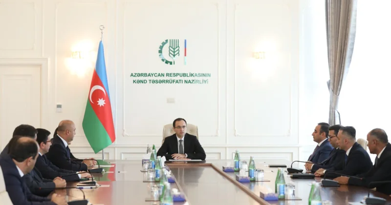 Nazir əməkdaşlarına medal və vəsiqələrini təqdim etdi FOTOLAR