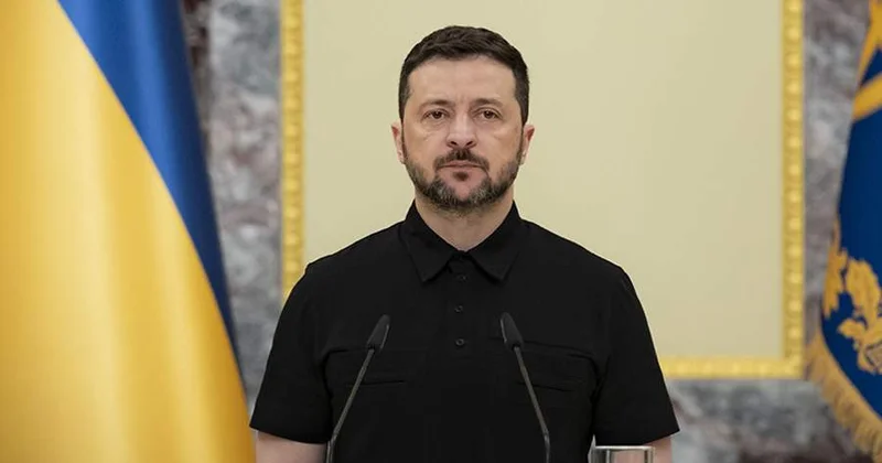 Зеленский хочет вынести на возможную встречу с Путиным вопрос территорий