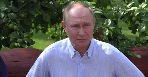 Sülh sazişi Putinin sözlərinə əsaslanmamalıdır Börns