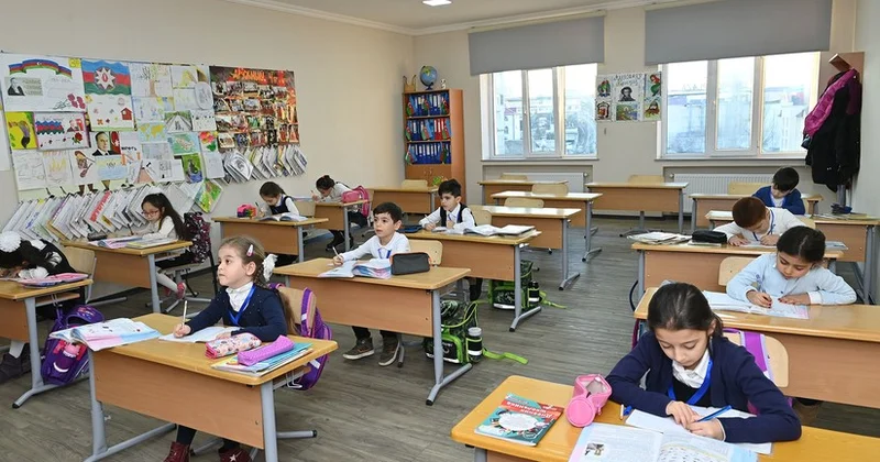 Срок электронного перевода учащихся продлен