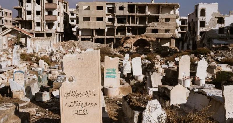 Suriyada 63 dən çox kütləvi məzarlıq müəyyən edilib