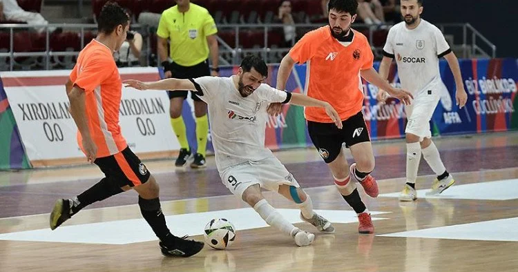 Azərbaycan çempionatında neçə komanda iştirak edəcək?