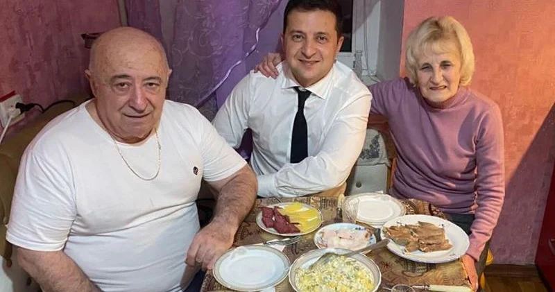 Zelenskinin valideynləri: “Onun prezident olmağını istəmirdik” FOTOLAR