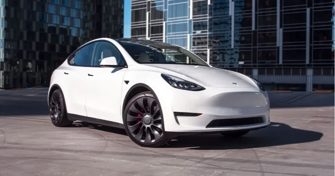 Tesla nın yeni modeli Çində satışa çıxarıldı FOTO