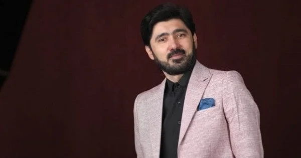 iki axmaq ərəbə görə Peyğəmbəri təhqir edən… Kəramət Böyükçöl