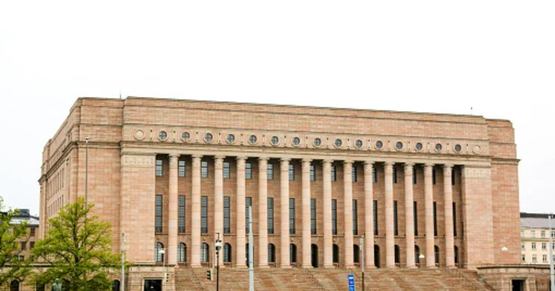 Finlandiyada parlament binasında ölüm hadisəsi baş verib