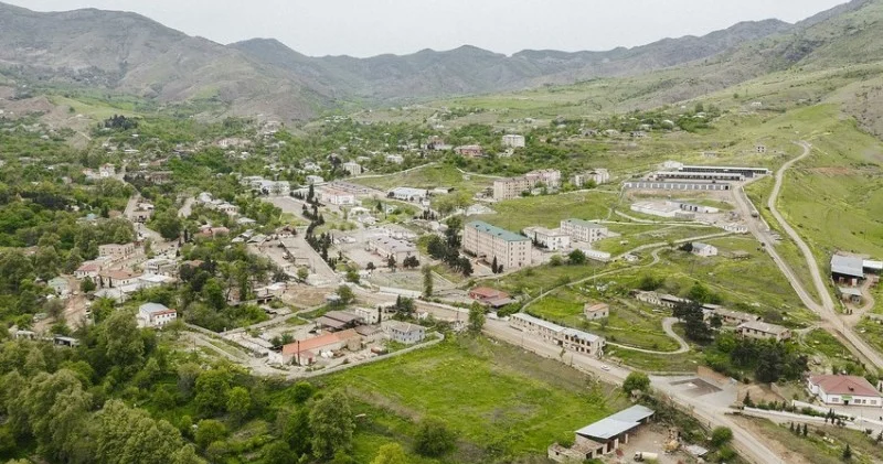 Hadrutda infrastruktur binası tikiləcək