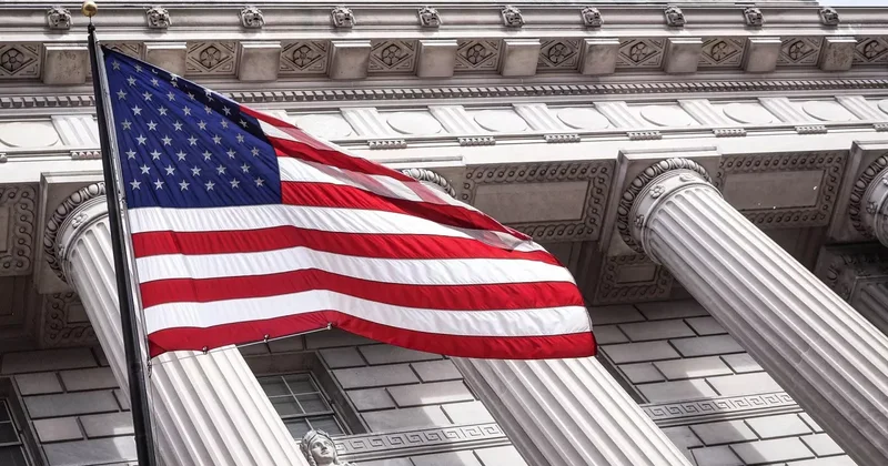 Власти США аннулировали более 6 тыс студенческих виз