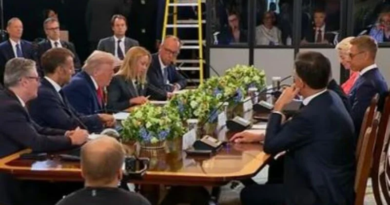 Mikrafonun açıq qalmasından xəbərsiz olan Tramp Putindən danışdı