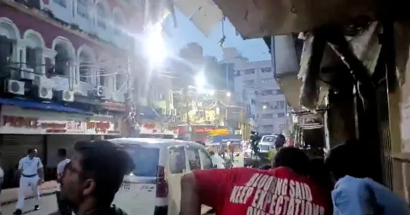 Mərkəzi oteldə qanlı yanğın: Ölənlər arasında xarici vətəndaşlar və uşaq var