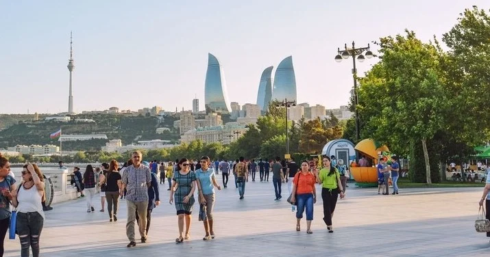 Doğum sürətlə aşağı enir, ölüm artır: Azərbaycan KONKRET