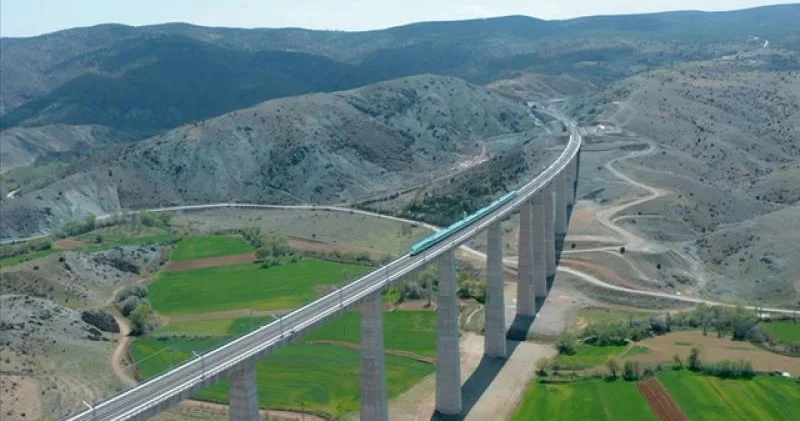 Rusiya Hind okeanına çıxış yolu üzərində işləyir