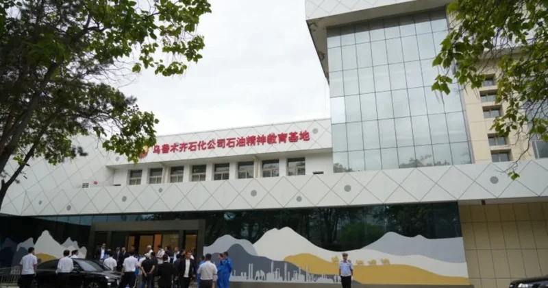 Кыргызские компании договорились с CNPC о поставках нефтепродуктов из Китая