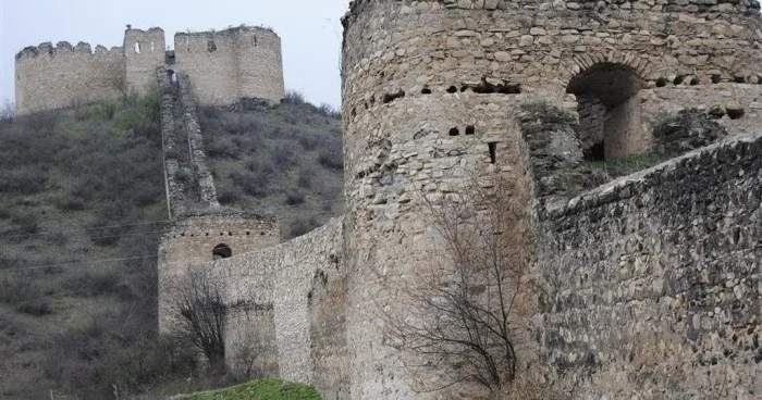 Qarabağ və Şərqi Zəngəzurda 130 abidə inventarlaşdırılmayıb RƏSMİ