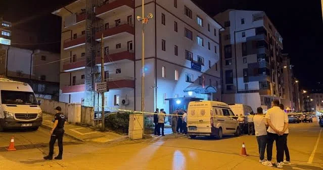 Türkiyədə naməlum PUA partlayıb: 3 avtomobilə ziyan dəyib