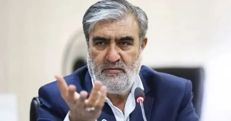 İran “Fransanın xəyanətləri“ni xatırlatdı