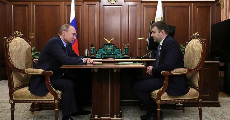“İtisadiyyat tükənib...” İqtisadçılar Putinə xəbərdarlıq etdi
