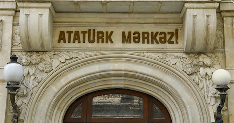 Atatürk Mərkəzi gözətçi və sürücü ilə xidməti müqavilə bağlayıb Əmək Məcəlləsində nə yazılıb?