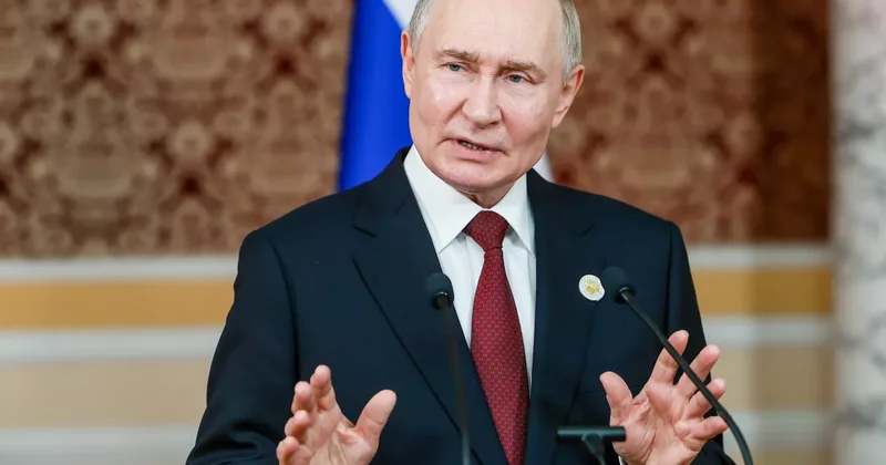 Путин призвал укреплять суверенитет России
