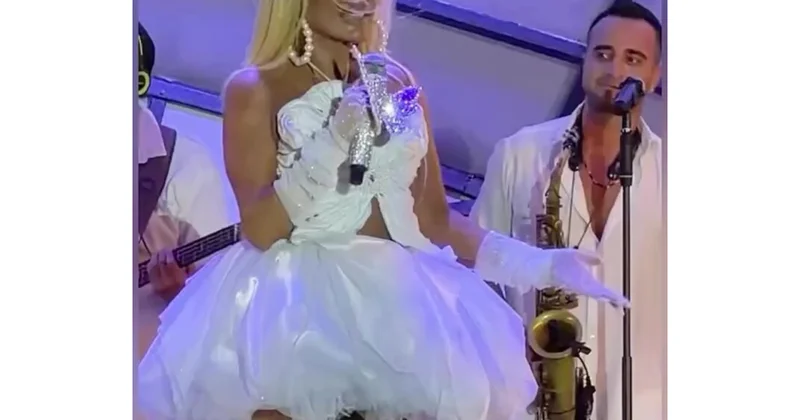Xalq artistinin səhnə geyimi müzakirələrə səbəb oldu (Video)