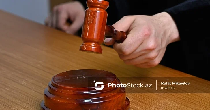 В Баку суд вынес приговор женщине, виновной в смертельном ДТП