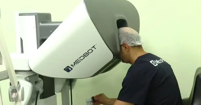 “EGE Hospital”da robotik cərrahiyyə ilə prostat əməliyyatı Azərbaycanda ilk!