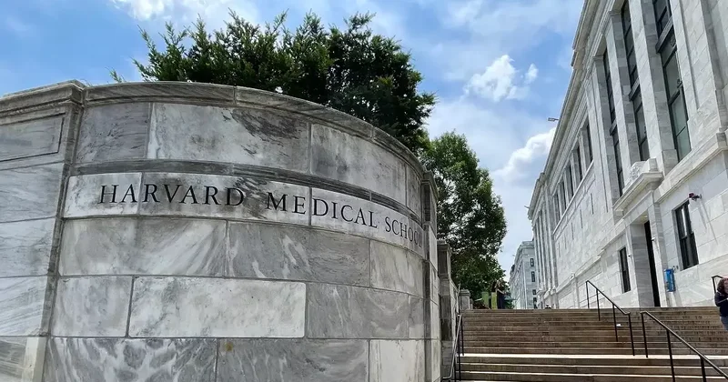 Harvard Magazine: Гарвард заплатит 53 млн долларов родным доноров за продажу их останков