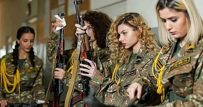 Ermənistan ordusunda böhran: Ümid qadın hərbçilərədir ŞOK DETALLAR