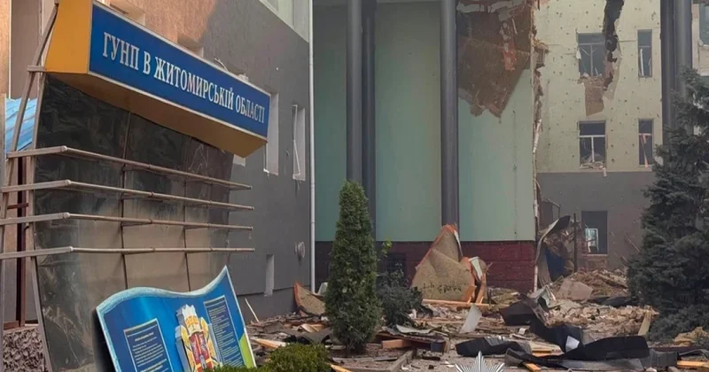 Rusiya ordusu Jitomiri reaktiv dronlarla vurub: 2 polis ölüb, azı 10 yaralı var