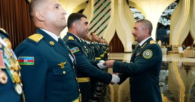 DSX rəisi Səxavət Həziyevə polkovnik rütbəsi verdi FOTO