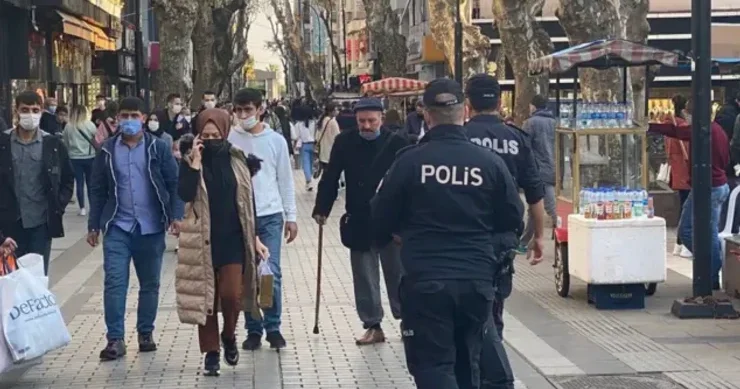 Ən çox siqaret bu qonşumuzda istifadə olunur Ötən il 8 milyard paket satılıb