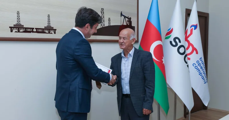 Balaxanı neftçiləri peşə bayramlarını onların xeyir duası ilə qeyd etdi Fotolar