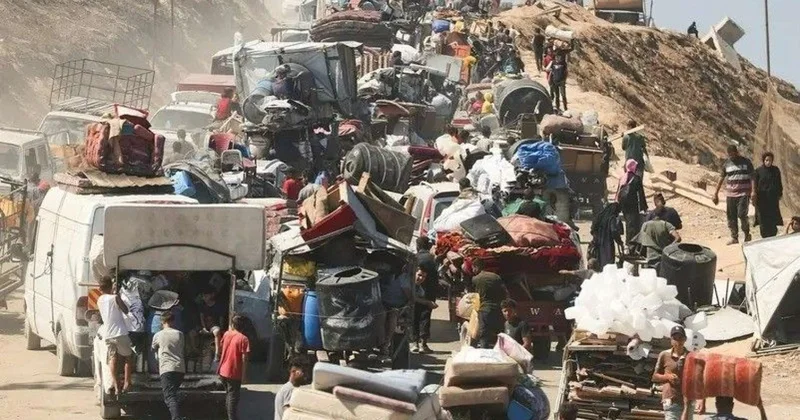 İsrail Qəzzanı tam boşaltmağa başlayır Misilsiz hücum