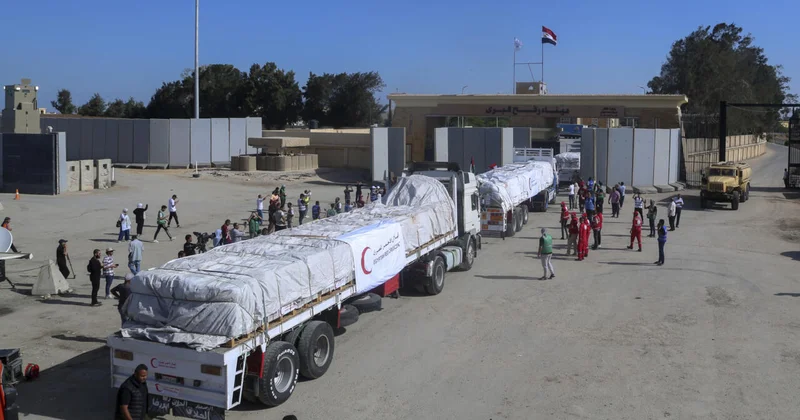 Humanitar yardım aparan yük maşını sürücüsü İsrail nəzarət buraxılış məntəqəsində atəş açaraq iki əsgəri öldürüb