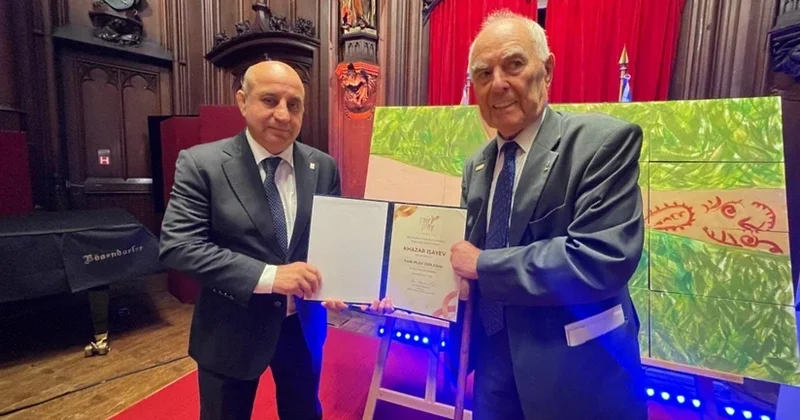 Azərbaycan Ədalətli Oyunlar Hərəkatının sədrinə Belçikada diplom verilib