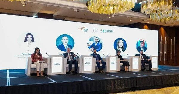 QDF in təşkilatçılığı ilə forum keçirildi