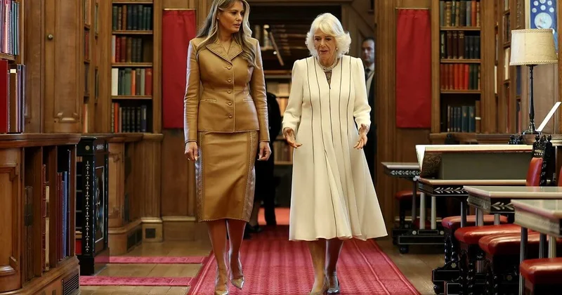 Putinə verilən mesajla bağlı bilinməyən detallar: onlar niyə elə geyindi? FOTO