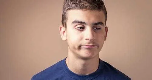 Böyüklərdə autizmin əlamətləri