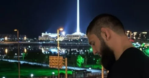 Поддерживавший армянский сепаратизм против Азербайджана чемпион UFC приехал в Баку