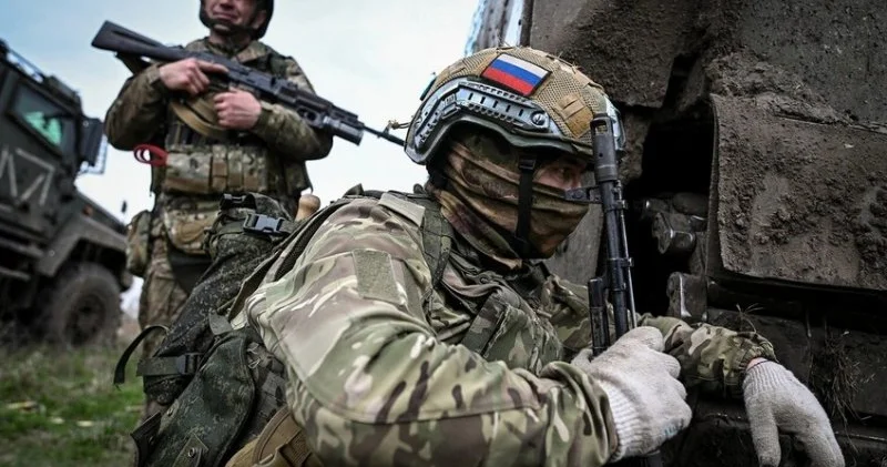 Rusiya ordusu Donetskdə daha bir kəndi ələ keçirib