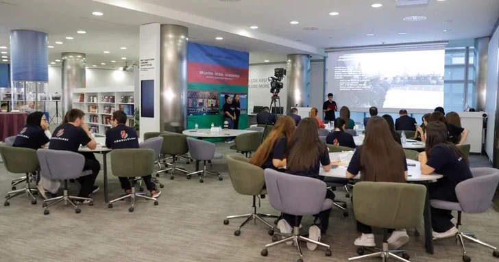 Состоялись День выпускников и конкурс волонтеров SOCAR